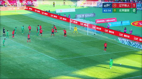 国安客场1比2输给辽宁。上半场国安感觉完全不在状态，先是孔特手球被判点球，之后又