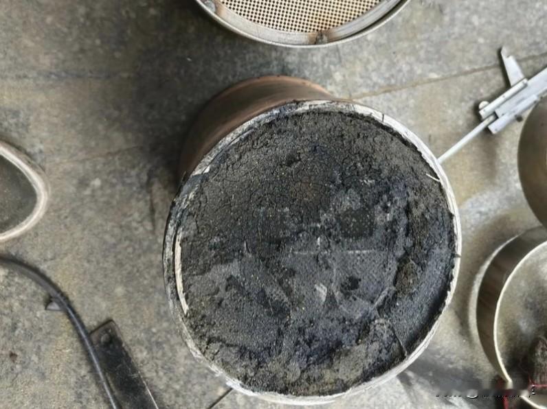 如果你经常短途行驶、市区用车、没有长途需求、开车温和型，又是怕麻烦的的群体，买车