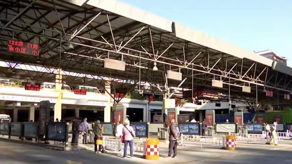 🔥昆明人春节出行爽翻！39条新春专线直达，19.9元打卡网红景点昆明公交新