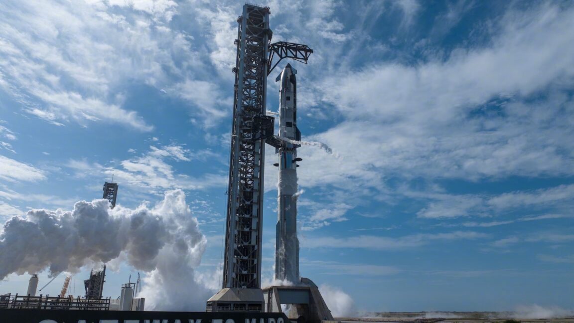 5月11日，SpaceX在得克萨斯州星基地完成了一次发射加注演练，往一枚124米