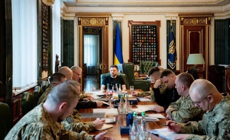 【匪夷所思】11月18日，乌克兰战俘协调本部秘书德米特里·乌索夫准将在第三届“