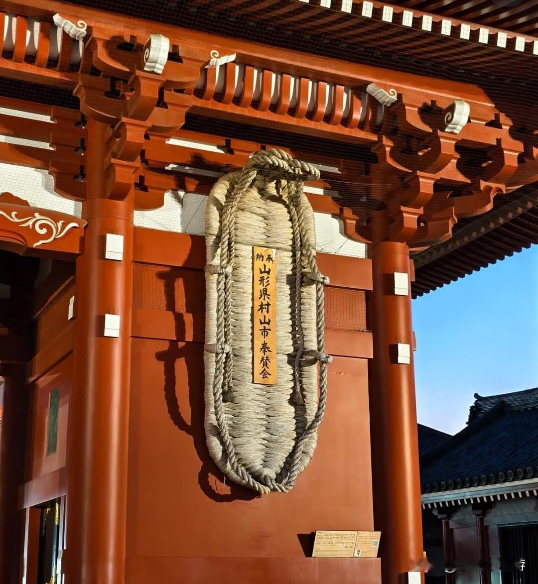 关于浅草寺，这些冷知识你未必知道浅草寺的草鞋浅草寺供奉的是观音、风神和雷