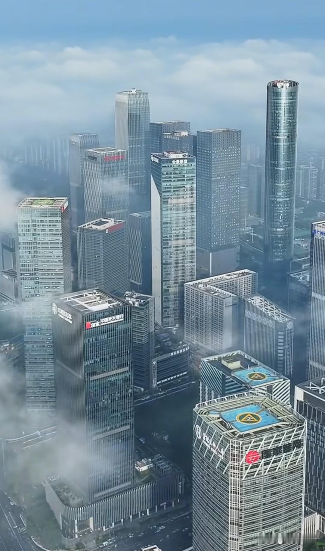 南宁班子今日做了调整，南宁作为广西的首府，广西的重要门户，在广西来说地位比较特