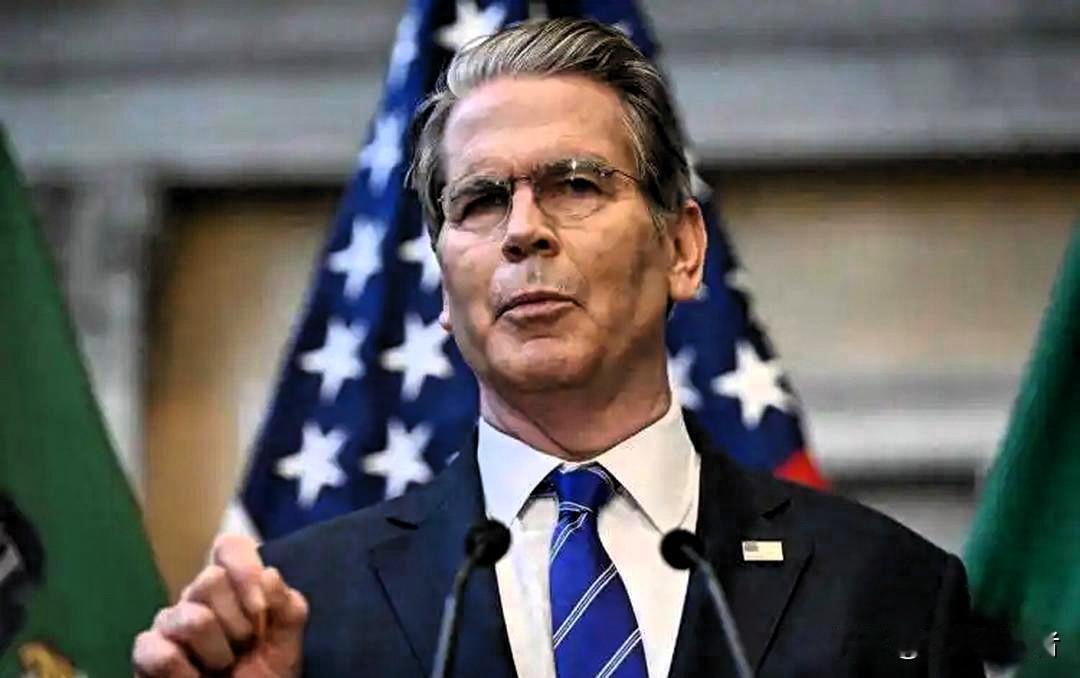 美国不怕中国的航空母舰，也不怕中国的核武器，甚至不怕中国的稀土管控，只有一点是他