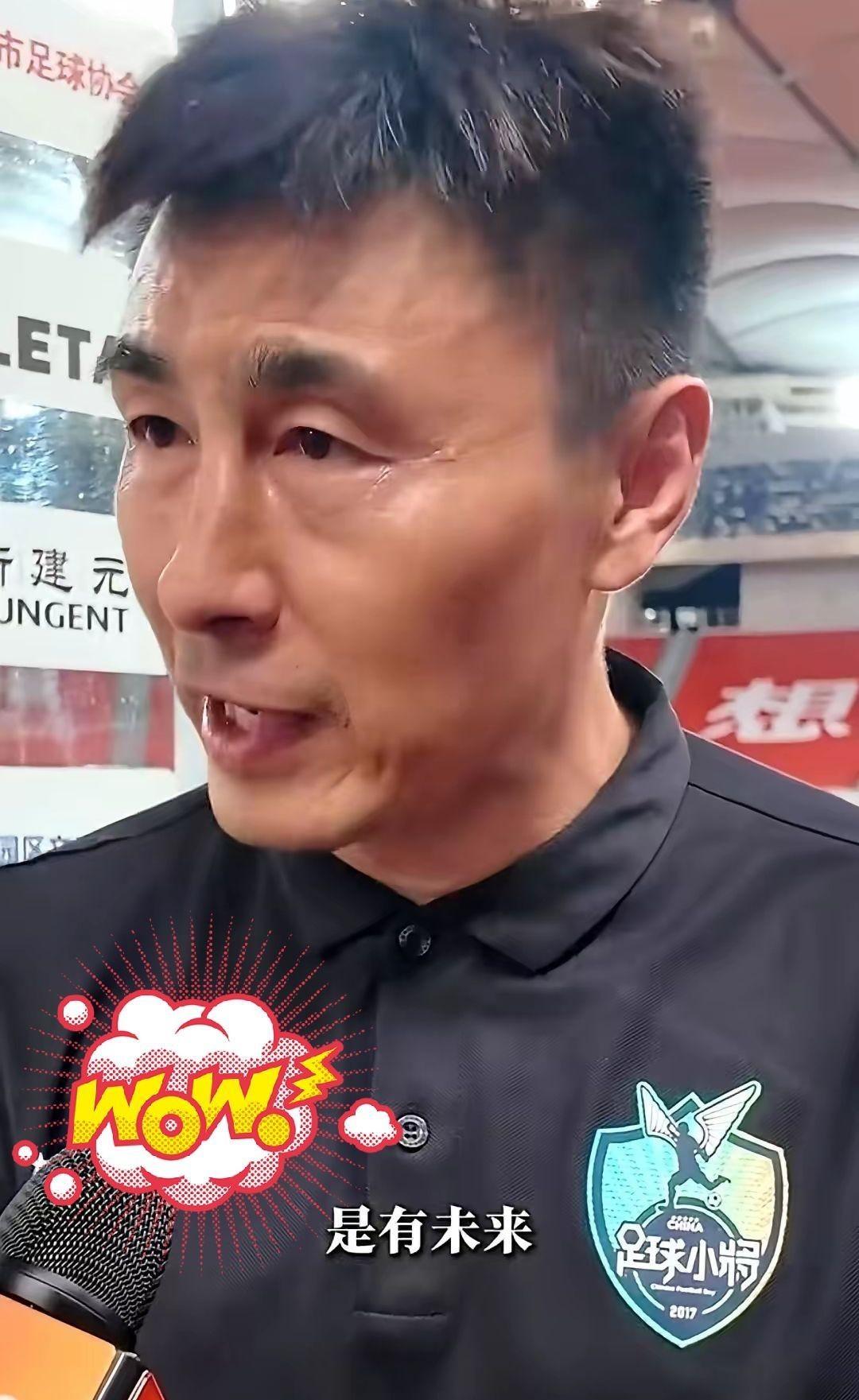 李玮锋一句“专业的人没做到，他做到了”，直接把中国青训的桌子掀了！说的就是董