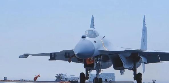 中日若开战，可千万别盲目自信！中国国防建设取得长足进步，装备水平和技术能力处于