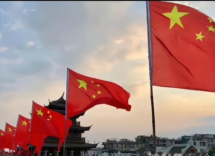 中国已经做好最坏打算了！不是派兵，不是站队，而是把粮仓、管线、中亚通道和人民币结
