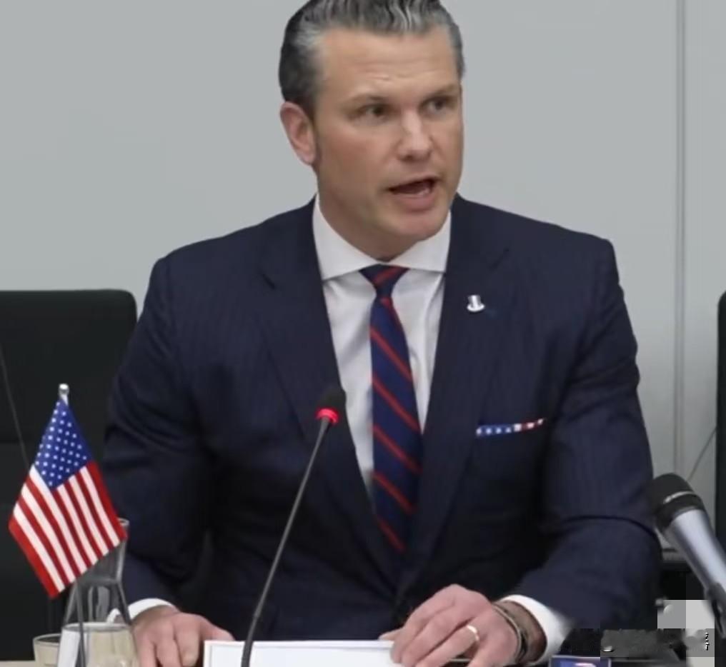 美军中央司令部13日宣布，他们已经花了大半个月时间，把5700多名关在叙利亚的“