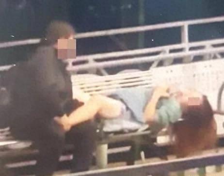 “人不要脸天下无敌！”，站在香港东区裁判法院的两名被告，看得我三观碎了一地。他们