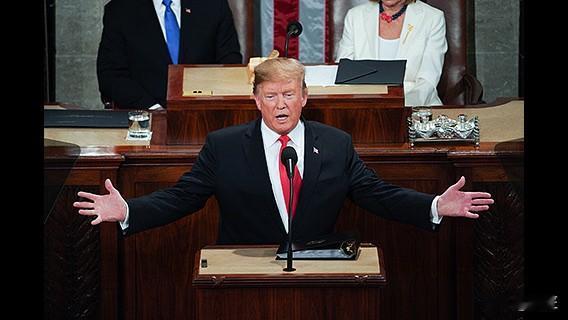 不愧是特，真敢说！2025年12月17日晚，特朗普用18分钟完成了一场典型的“