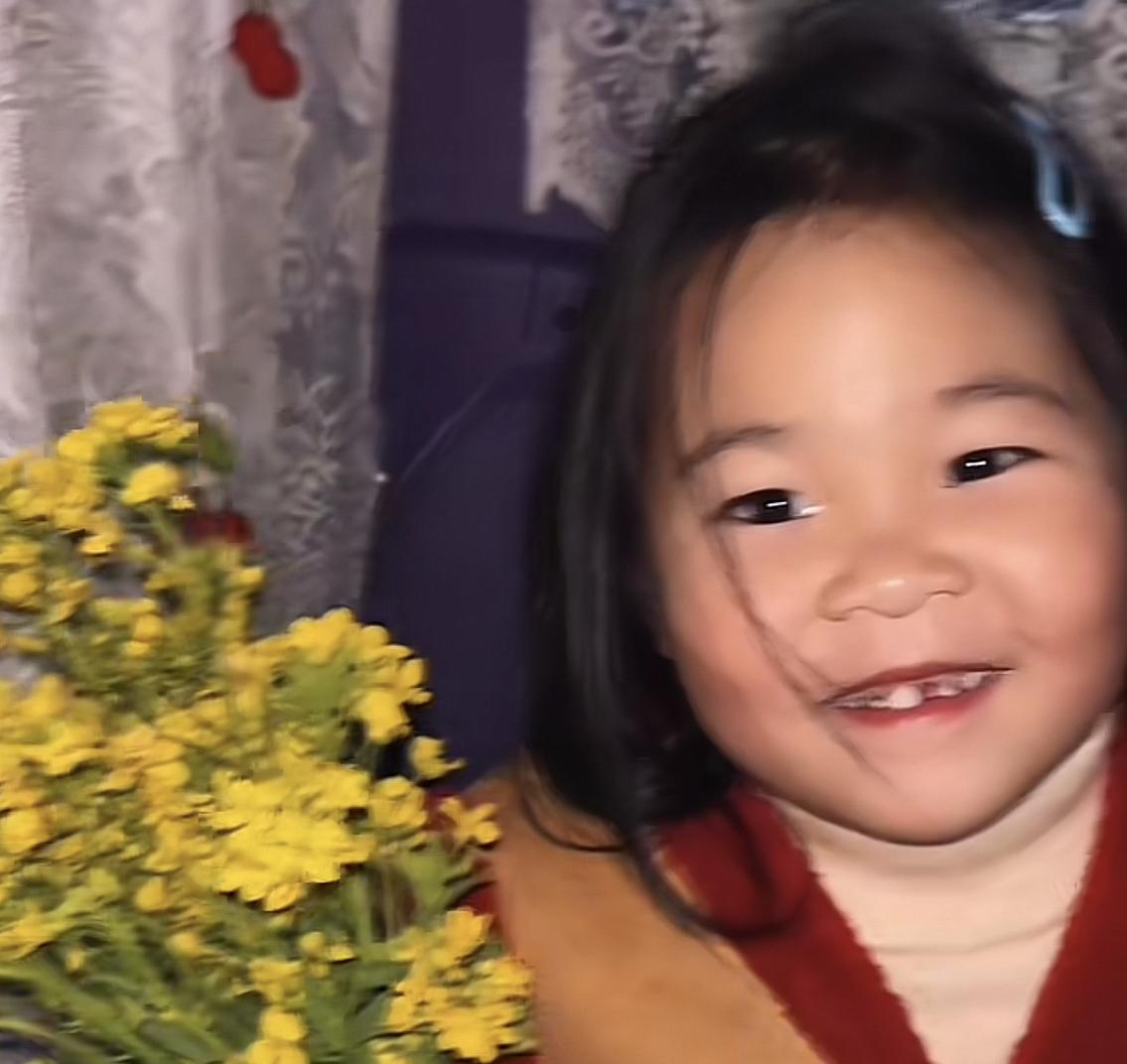 为了区区50块钱让女儿一辈子留下阴影，这样当爸爸的真不合格！3月8日是妇女节，