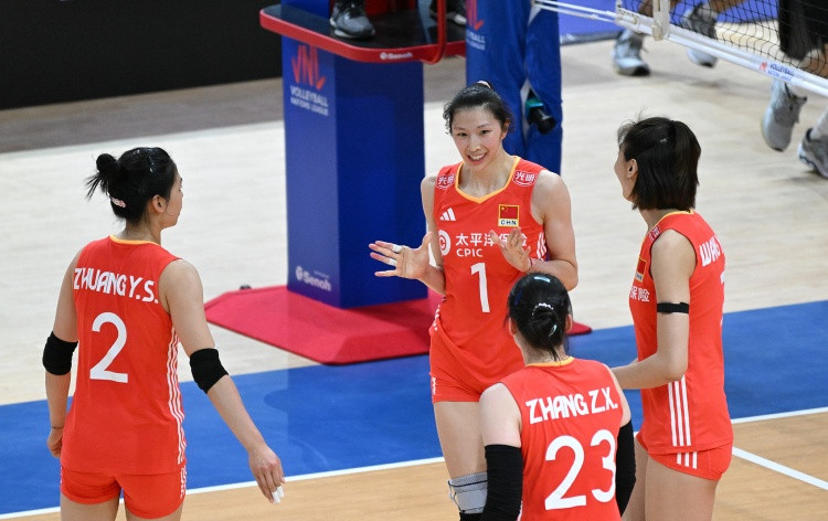 晋级决赛! 中国女排数据: 吴梦洁29分, 王奥芊17分, 庄宇珊16分