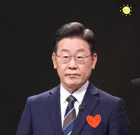 韩国网友慌了！韩国总统尹锡悦赴美前硬气表态：“没有外国军队就不能自主国防，