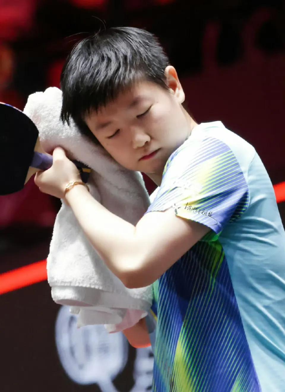 孙颖莎开工大吉，赢下比赛，但她说心态还是有点着急，节奏太快了，想到王曼昱