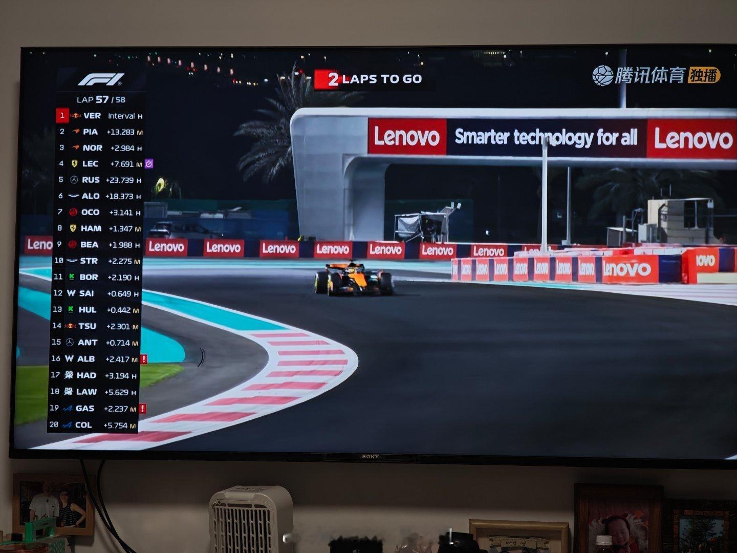 哎~~~潘子尽力了~~太优秀了~~~哪怕遥遥领先第二名12秒~但勒克莱尔也没办法