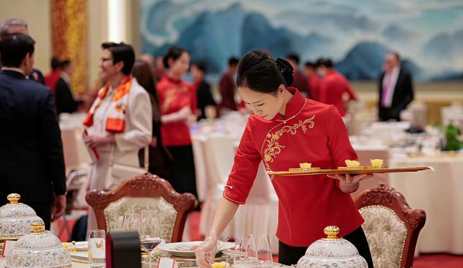 为什么国宴只选淮扬菜？中国八大菜系各有千秋，川菜麻辣过瘾，鲁菜厚重霸气，粤菜