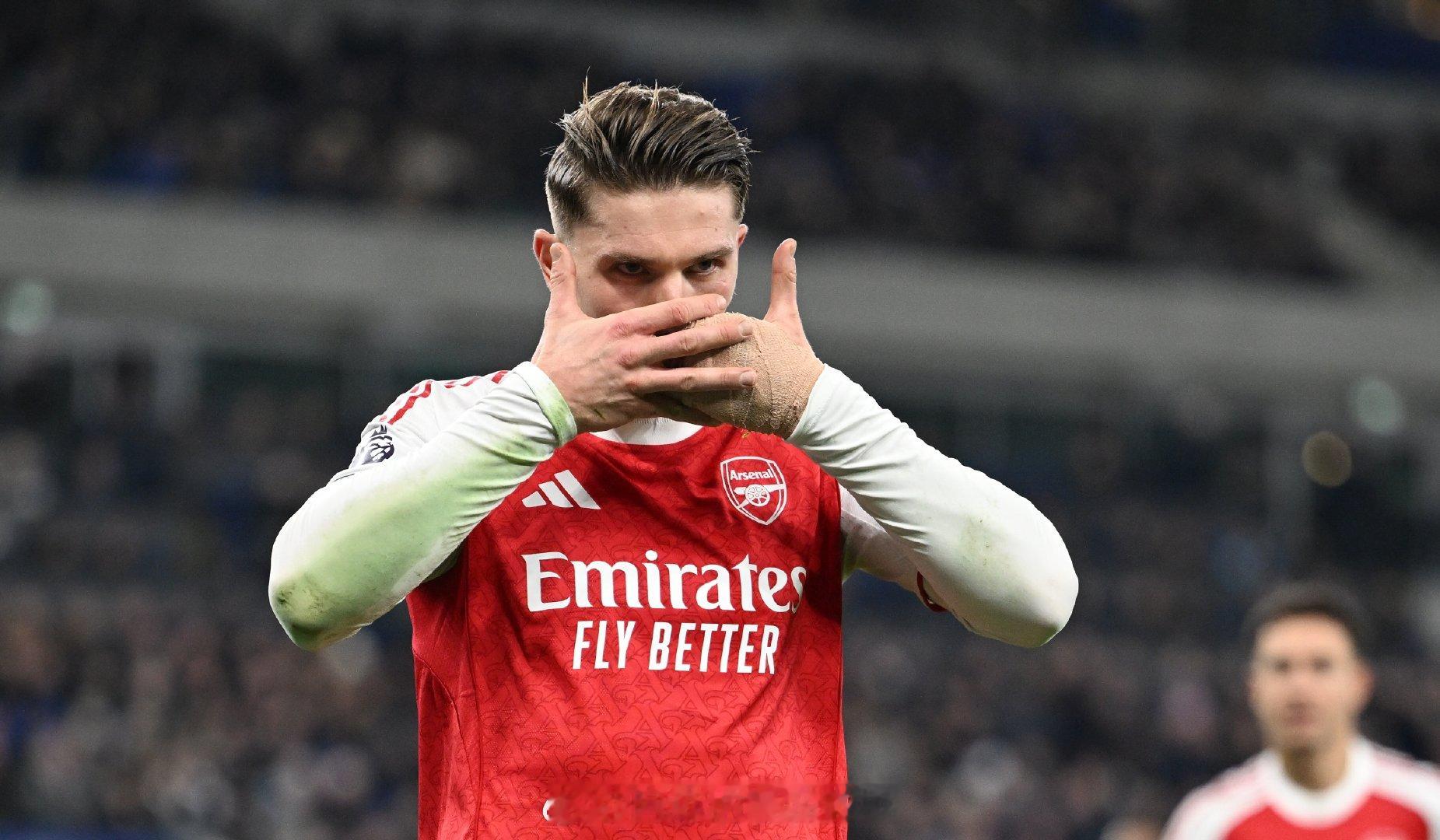 这钱给的值！！！葡媒《竞赛报》透露，由于约克雷斯即将触发转会合同中的附加条款，葡