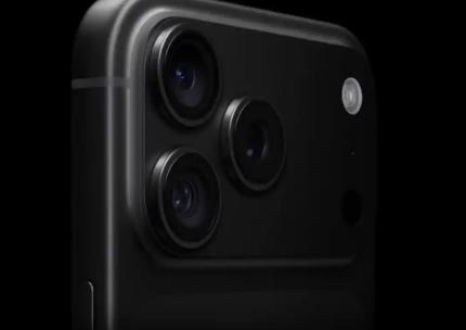 苹果翻车了。iPhone18Pro上市不到一周，FaceID解锁失败直接触发