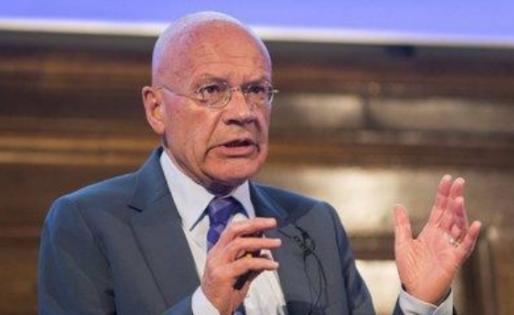 英国学者马丁·雅克曾说：“美国之所以一直针对中国，是因为中国犯了一个大错！一个强