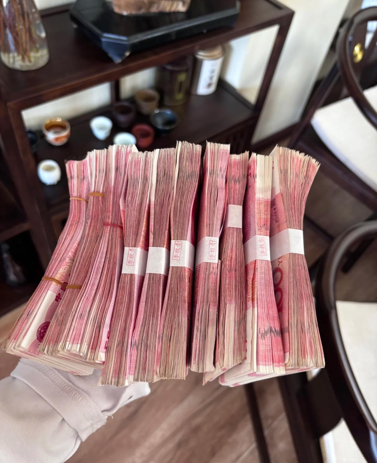 奉劝各位，如果你现在有5万10万，作为过来人，奉劝你不要一股脑拿去搞什么投