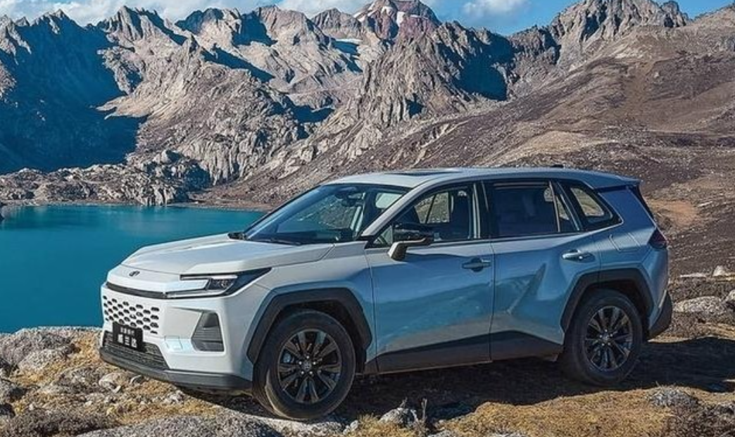 2020年：丰田销量953万辆，全球第一；2021年：丰田销量1049万辆，全