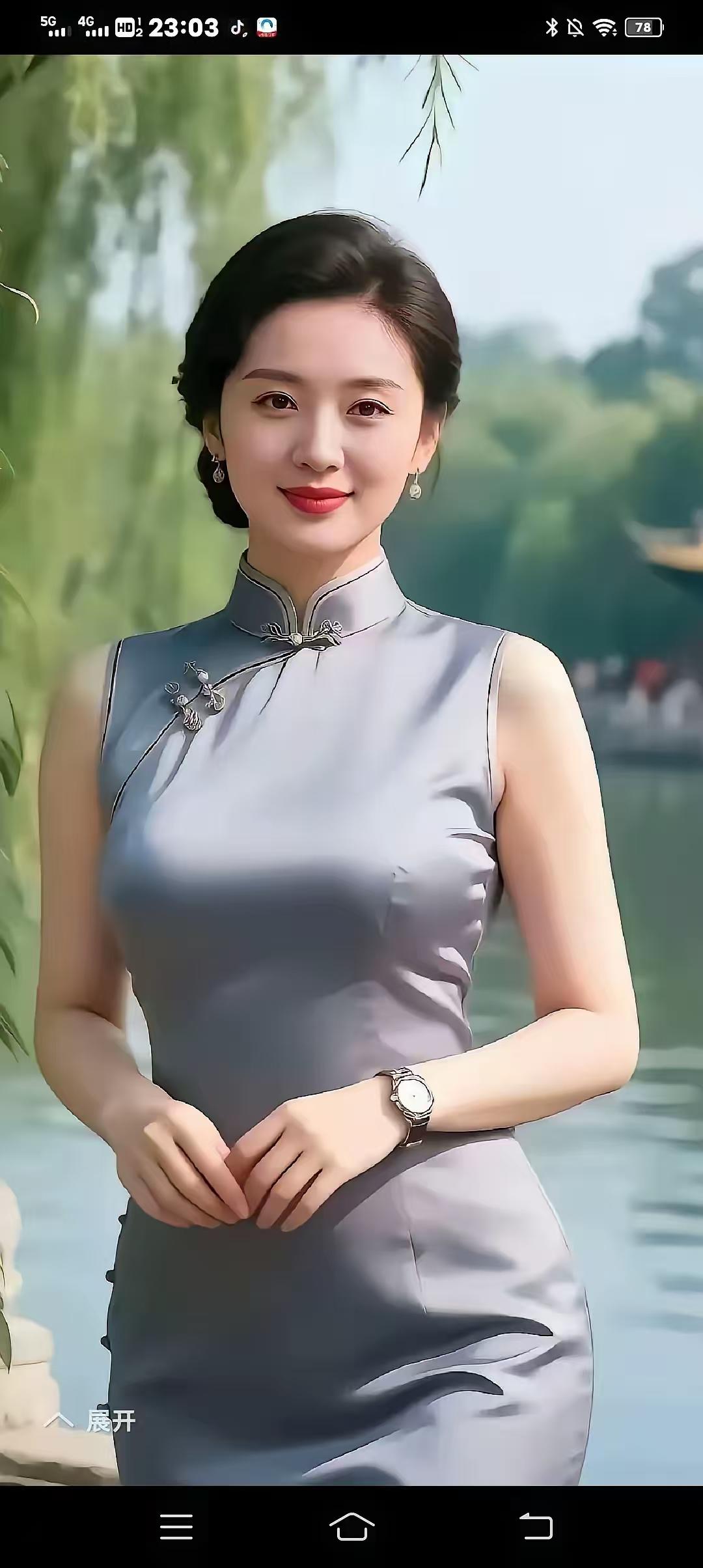 四块玉·湖景佳情雁掠塘，芦摇浪，绿柳湖栏映红妆。水天入画诗心荡。雁有鸣，