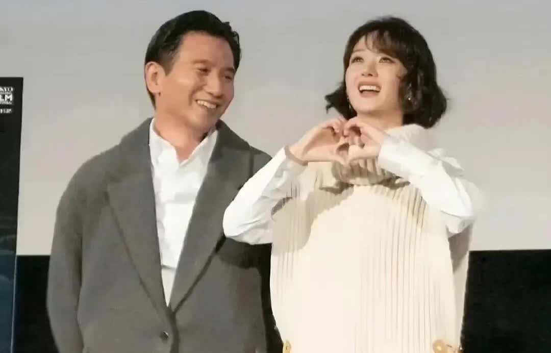 如果我是冯绍峰我今天饭也不吃了，觉也不睡了马上订飞机票，飞到赵丽颖家，求