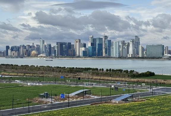 在杭州，感觉看到海市蜃楼了要不是今天天气好，还不知道家对面有这么多楼