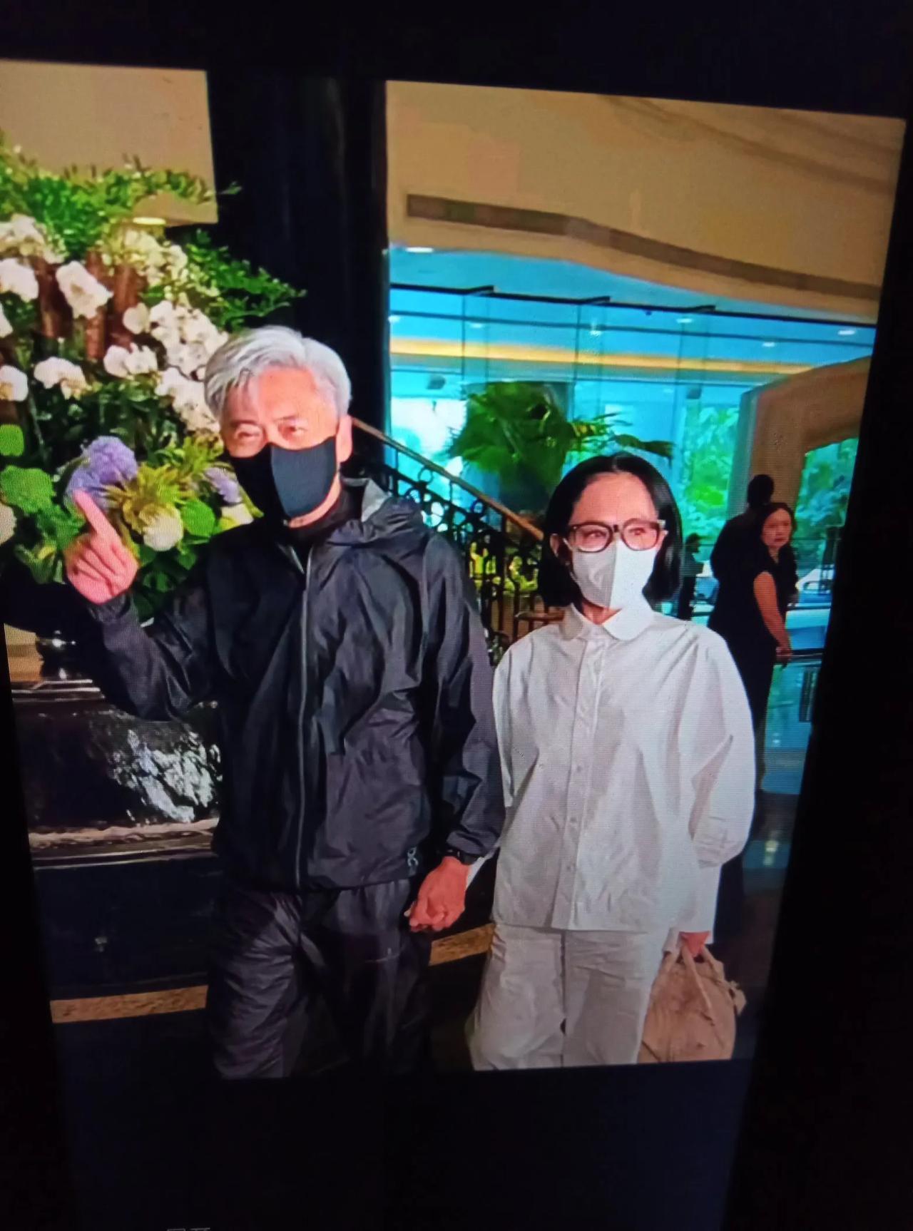 施南生追思会上，所有来的来宾：林青霞，刘青云，刘嘉玲，粱朝伟，筹一众老友，大家神