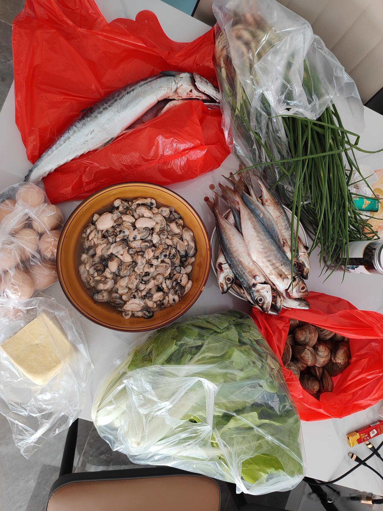 我在漳州港旅居，一个月花费多少？拿今天去集市说吧，一般都是一次买一周的吃食。