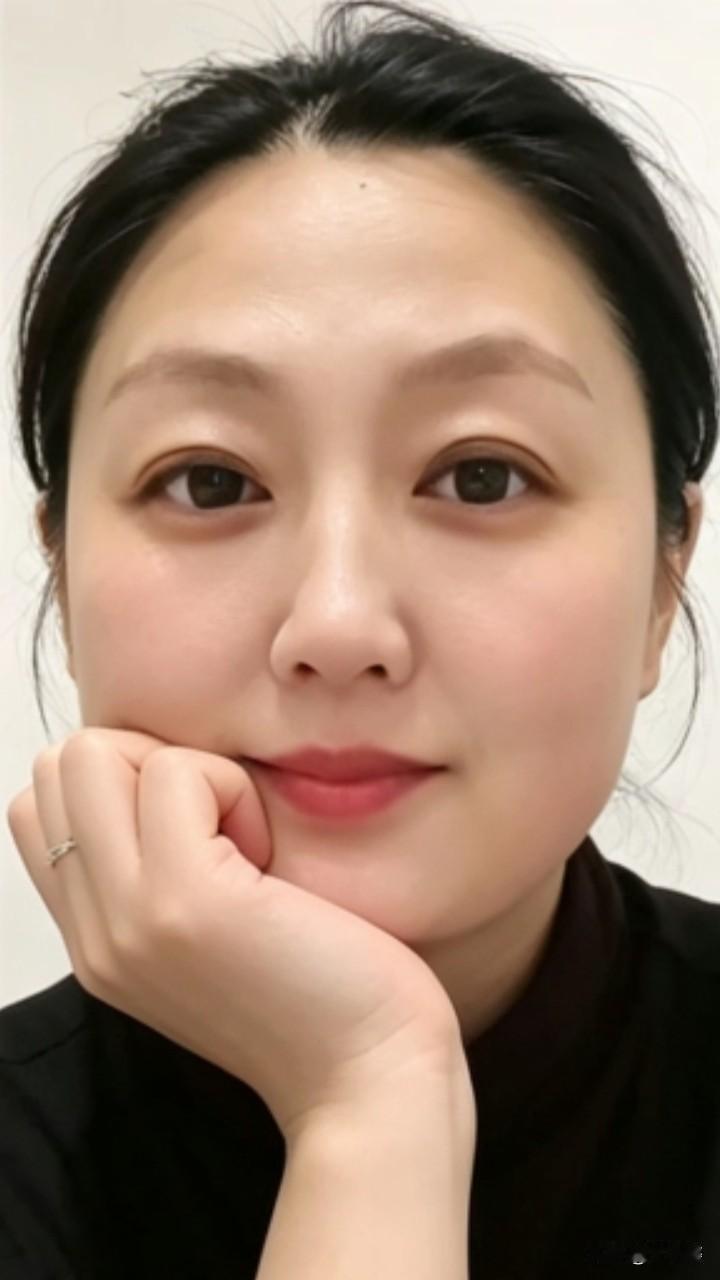 五十岁了才慢慢想开，天天有个好心情，胜过所有……