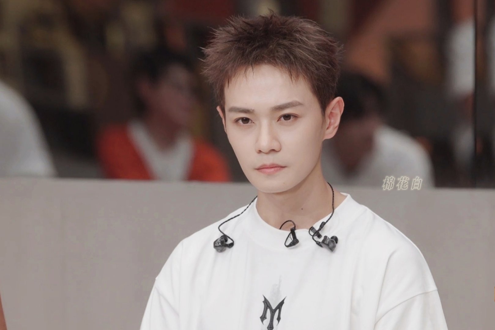 #曹骏二公小考vlog#这个酷boy是谁啊？！去年黄毛今年刺头，妈妈～这个刺头真的可以！​