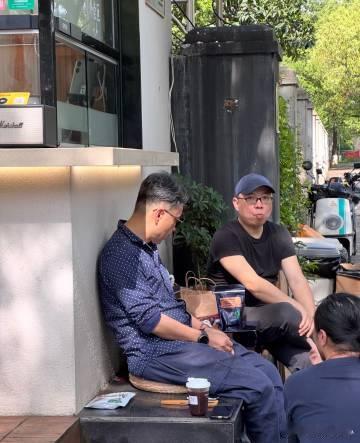 汪涵有多爱吃槟榔在娱乐圈，明星们各有各的爱好。有人爱豪车，有人爱收藏艺术品，而汪