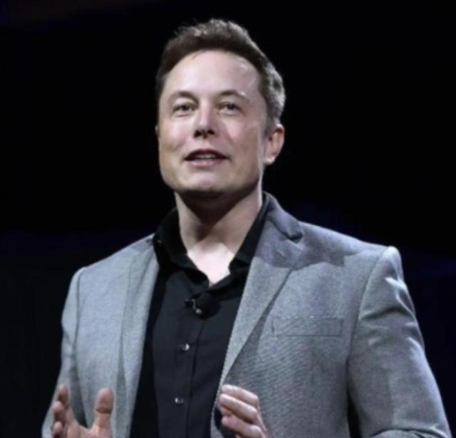 身价4000亿的马斯克再次抛出惊人言论，振聋发聩！他说：“4年后，AI将超越人