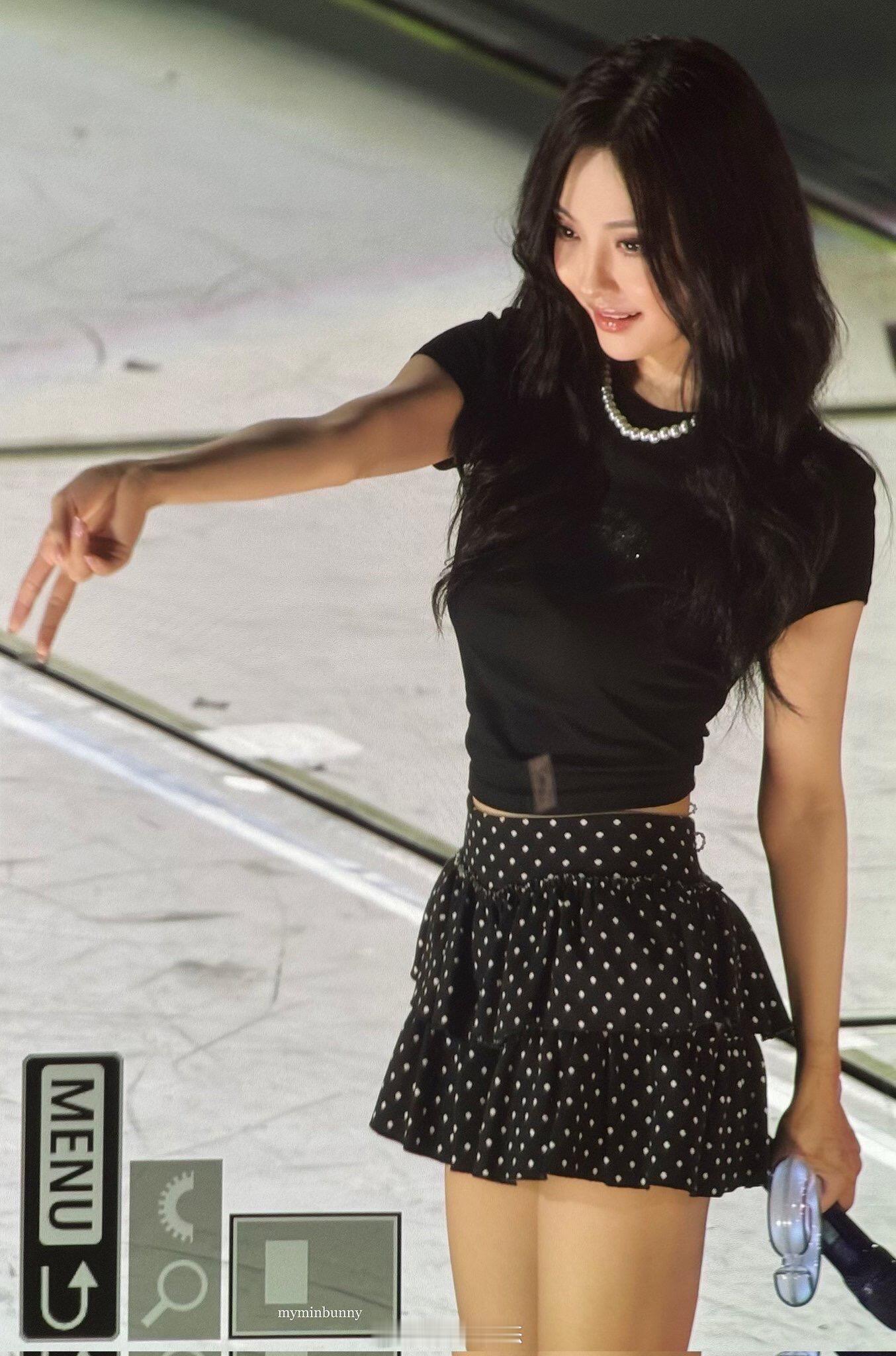 宁艺卓的身材已nextlevel…