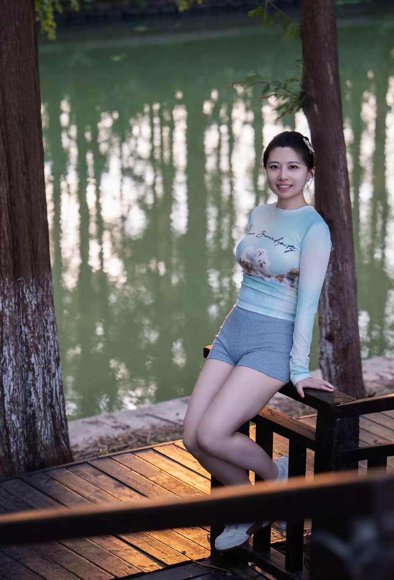 你心中的美女啥模样丰满有肉，爱运动爱生活，爱自己，健美健康的