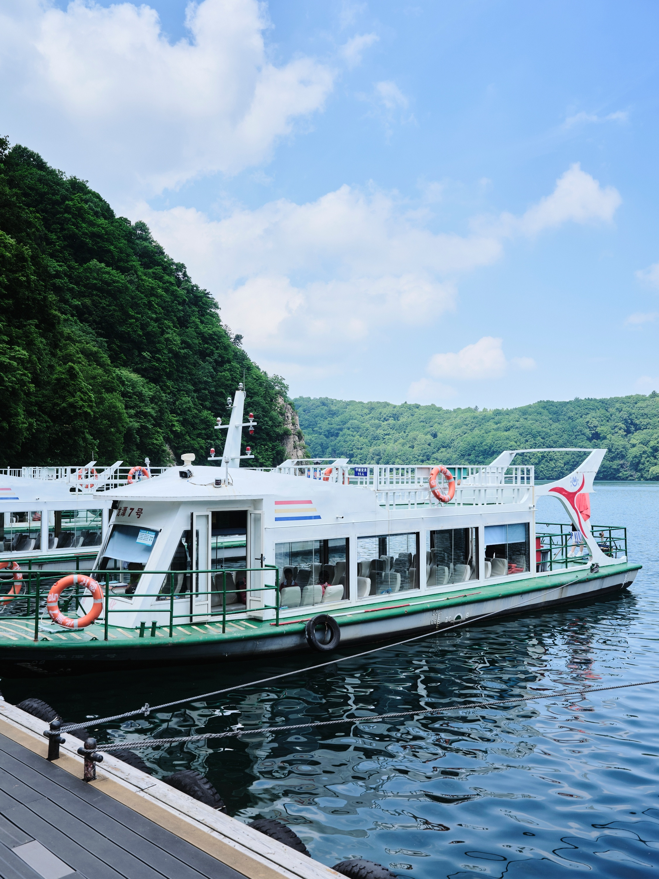 通化绿野仙踪|22℃森林火山湖+9℃溶洞，2日避世攻略热浪退散！躲进长白山脚