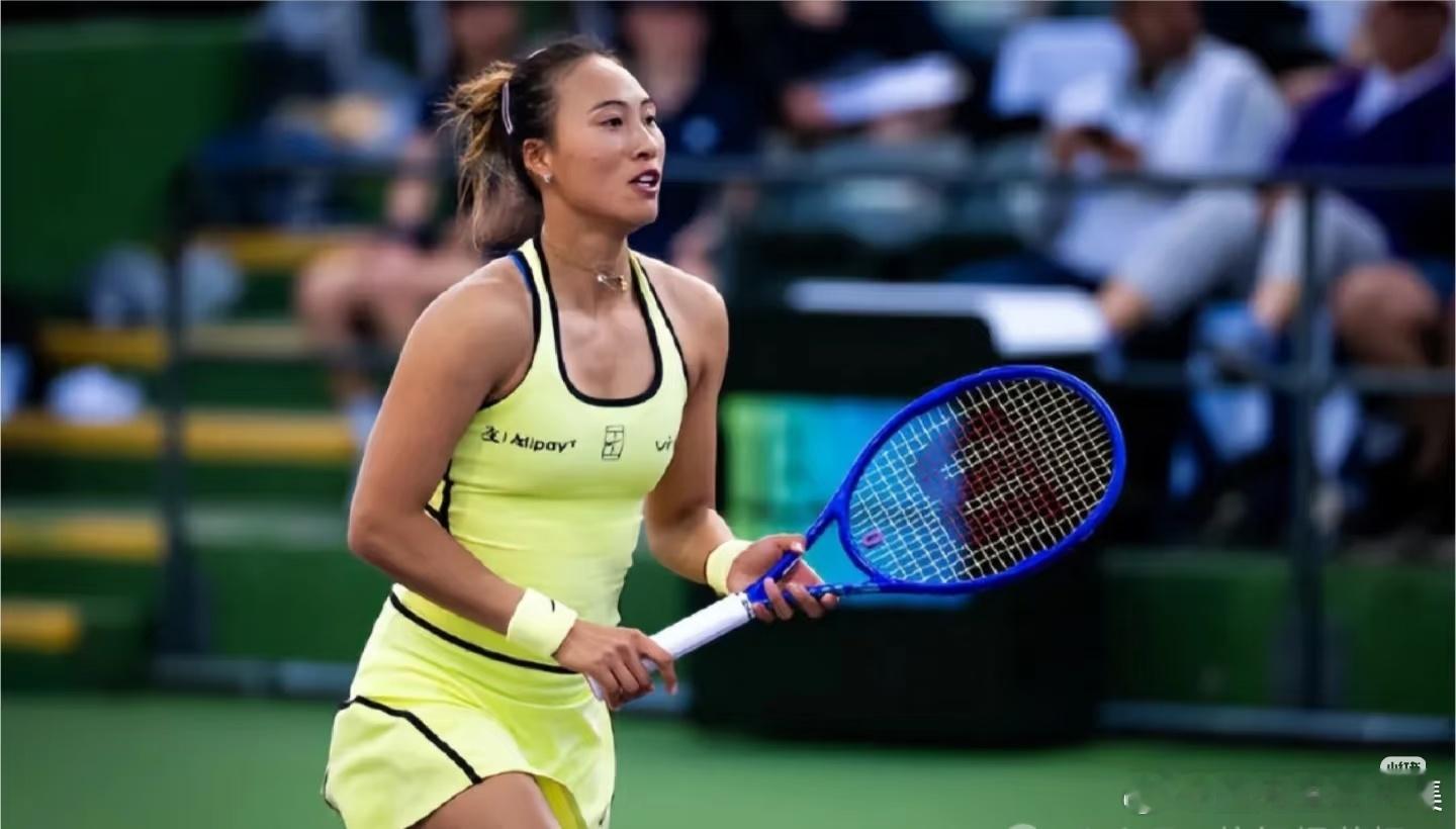 郑钦文成功破发莱巴金娜五次交手四负一胜，差距不在硬实力，而在心态、细节与大赛韧性