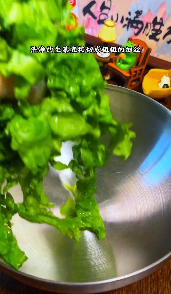 生菜配鸡蛋，这道菜真不是随便聊聊。低卡又解馋，吃货也能放心下口。减肥党别错过