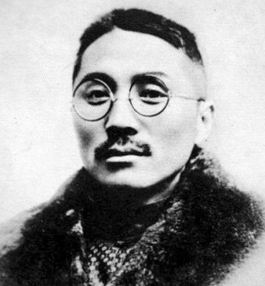 36年，王亚樵躲避追杀逃回老家，妻子王亚瑛提醒：你要小心一个人“广西这地方也不