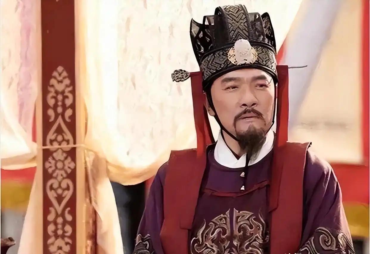 古代宰相致仕回乡，名义上只是个平头百姓。古代宰相退休回乡，从制度上讲，就是个