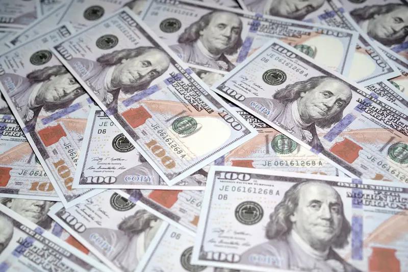 当日人民币汇率（1月16日）。来看看1月16日的人民币汇率情况。100美元能兑