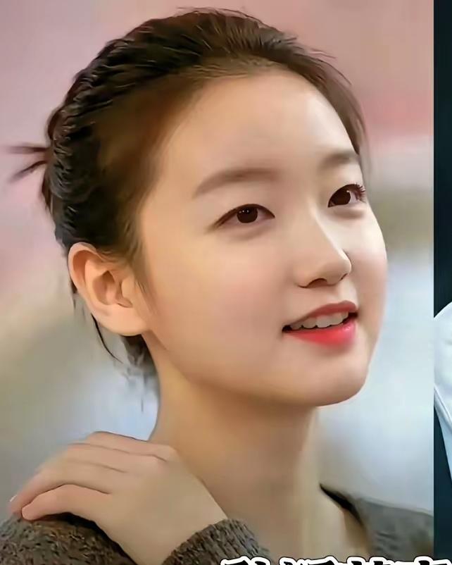 咋能这么漂亮？怎么会这么脱俗？怎能如此雅致？倘若有一天她褪去冠军的光环走入