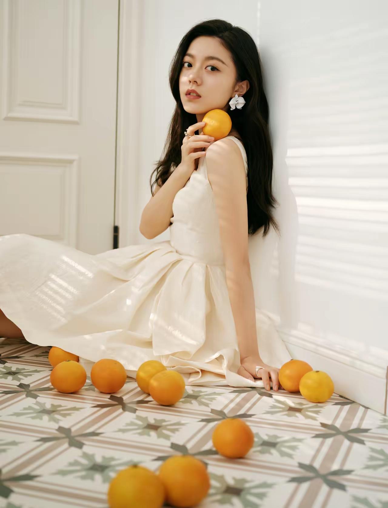 [玫瑰]赵今麦，邻家有女初长成…等下坐窗户，干嘛？