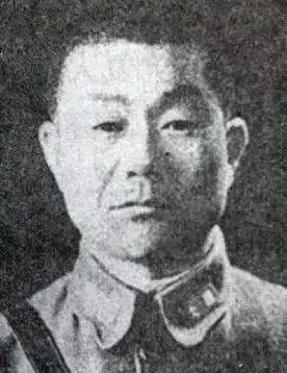 一个省的领导，给沿路的土匪写了封公开信。说有一帮穷学生要路过，去昆明念书，求你们