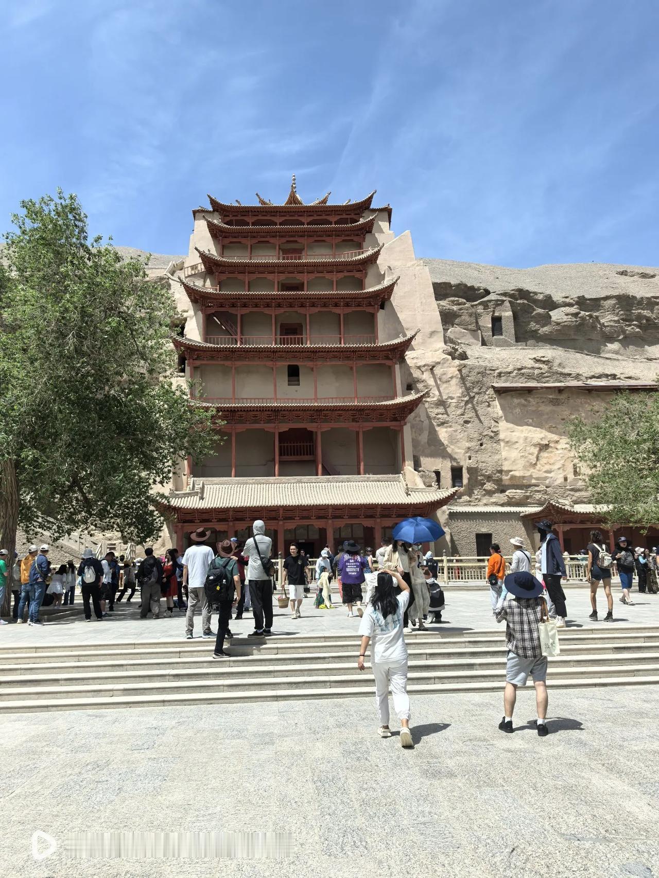 自驾游新疆：问题和分歧出现了我们9人（原本8人，