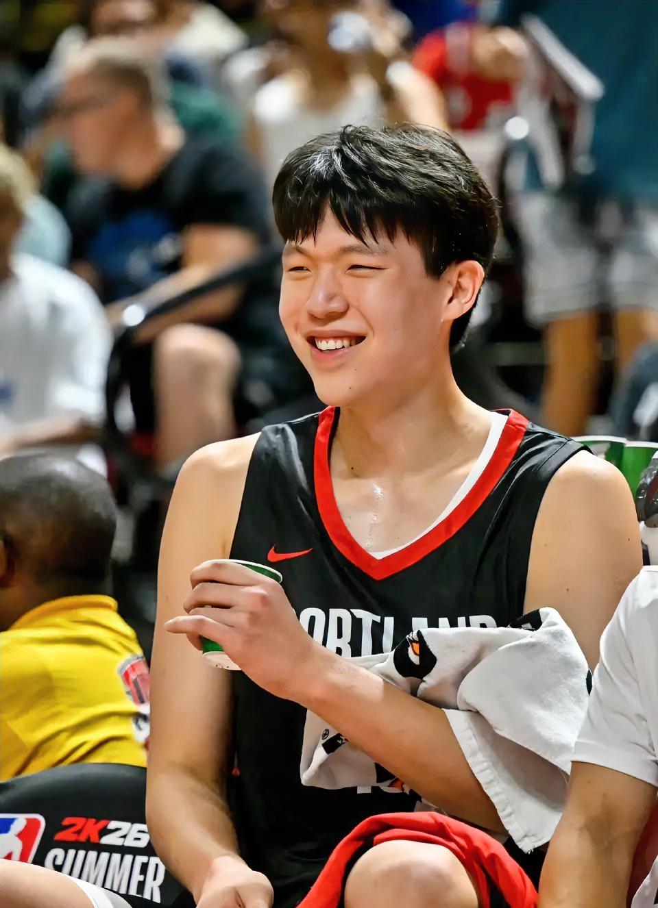 有一说一，今日里斯和杨瀚森根本不在一个级别！！里斯（奇才）：首发上场39分