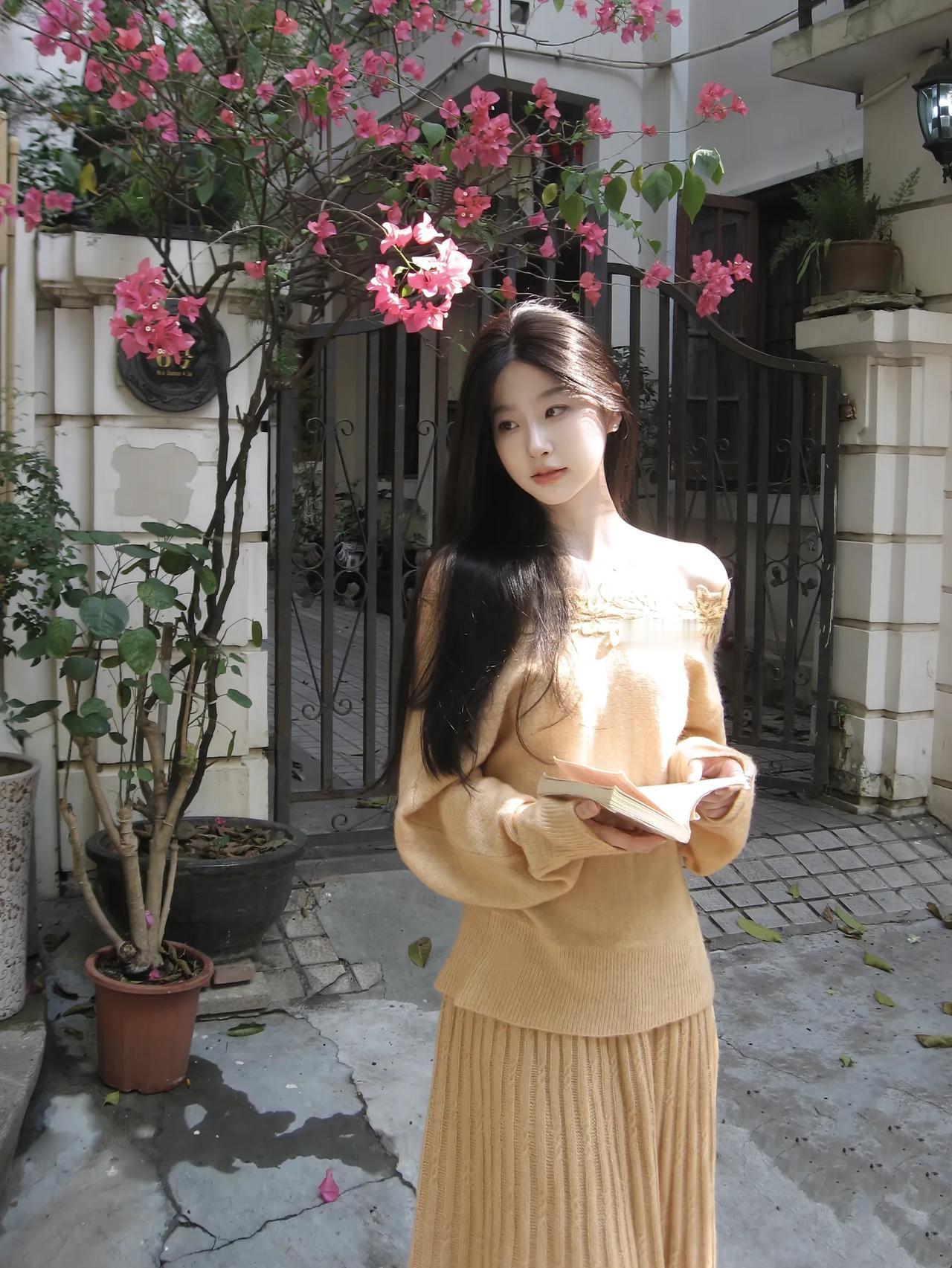 属于淡人的温柔清冷感。