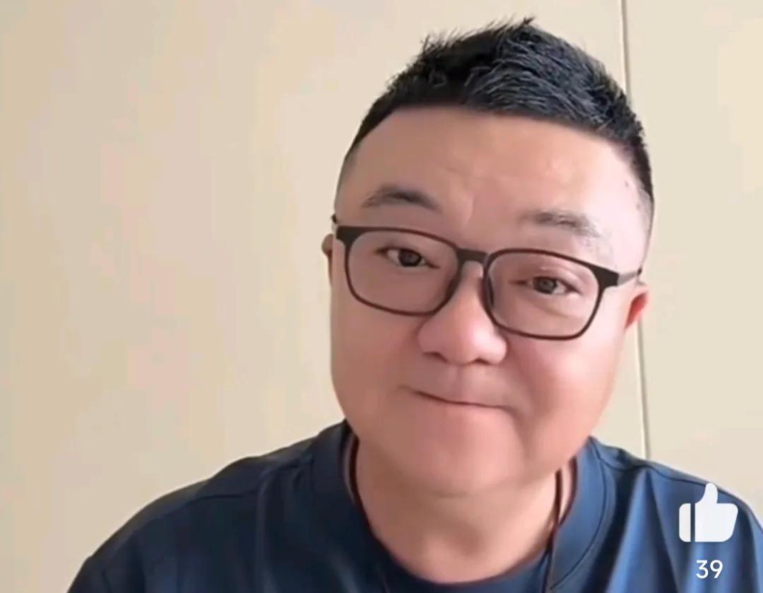 董路真敢说∶U17国足主帅浮岛敏如果没有赵松源进球，其实啥也不是！在上海的明日