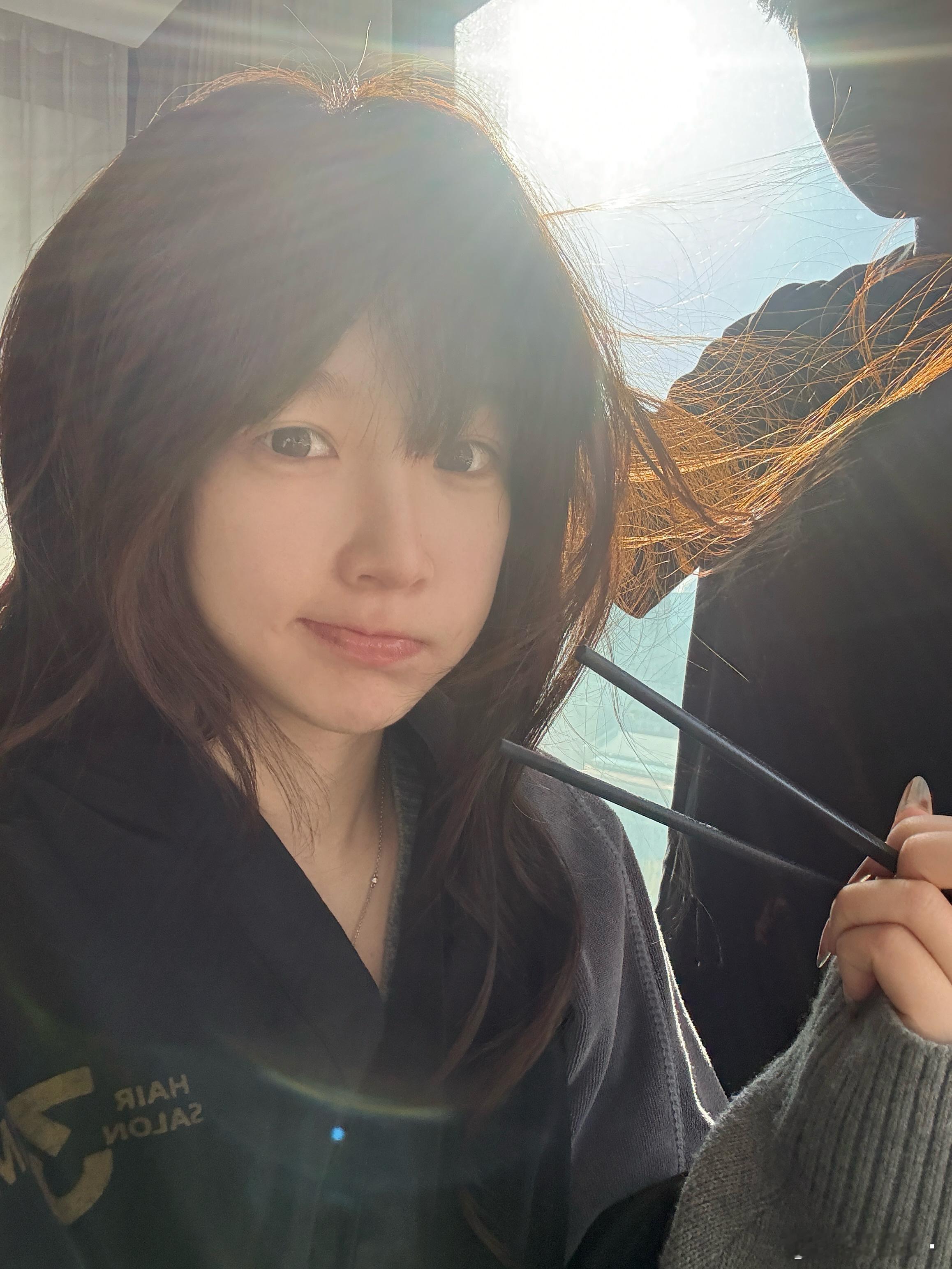 现在宅到接发也是在家了˘ᜊ˘ᶻᶻᶻ